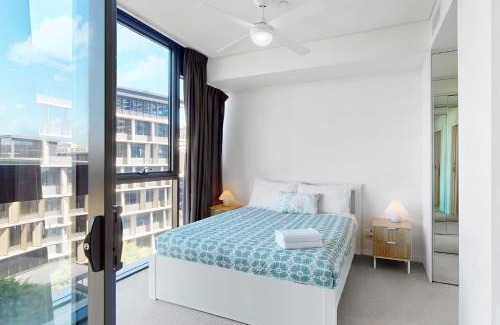 South Brisbane Apartment | Urban Luxe Retreat - South Brisbane Boutique Apt w Free Carpark