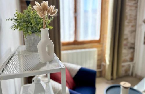 Vaise Apartment | Urban'Mezza Spot - Lyon Valmy - Wi-Fi & Metro