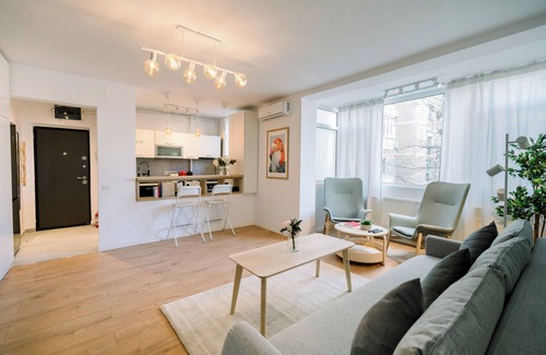 Gara de Nord Apartment | Urban Nest by the Station Bucharest