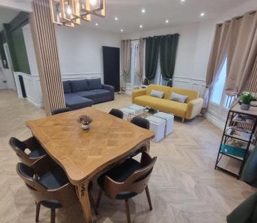 Beauvais Apartment | Urban Nest