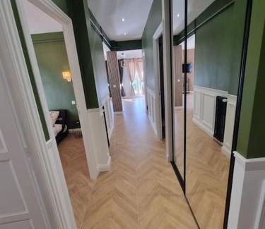 Beauvais Apartment | Urban Nest