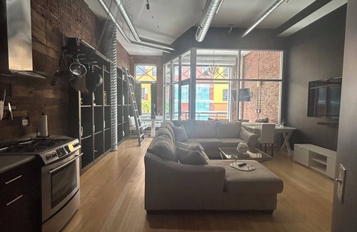 Inglefield Condo | Urban Oasis in the Heart of Downtown