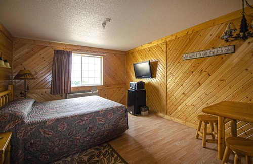 Urbana Hotel | Urbana Inn & Suites