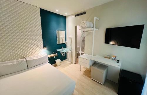 Golden Triangle of Art Hotel | URBANSEA Atocha 113
