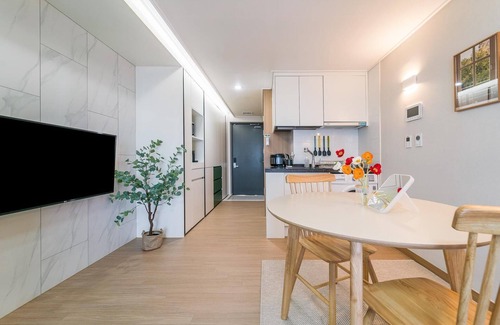 Yeon-dong Apartment | Urbanstay Jeju Airport