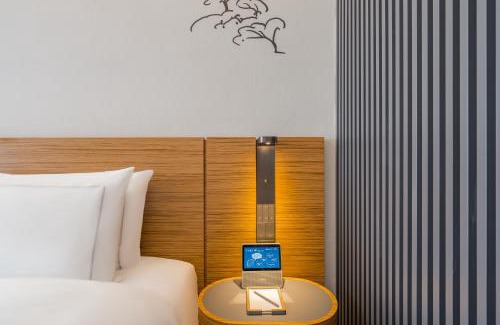 Binjiang Hotel | UrCove by HYATT Hangzhou Riverside CBD