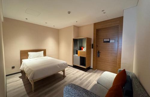 Binjiang Hotel | UrCove by HYATT Hangzhou Riverside CBD