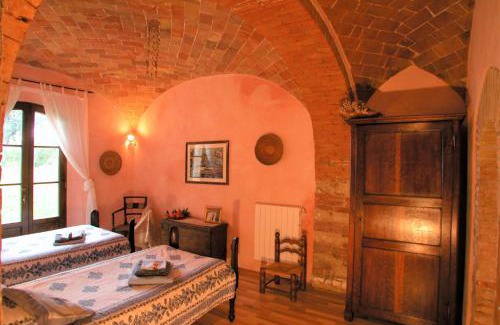 Pomarance Apartment | Urlaub, wo die Toskana noch authentisch ist - Rustico aus 16Jh mit Infinity Pool