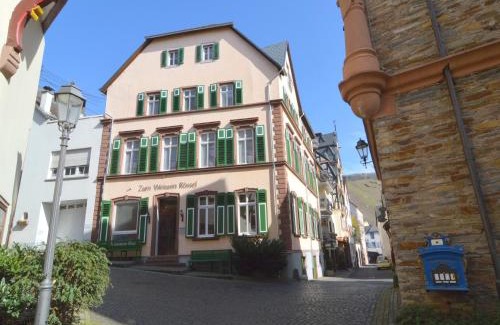 Uerzig House | Urzig Heritage Riverside Stay, cleaning included