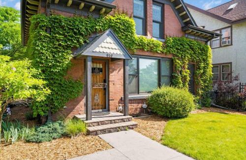 Elliot Park House | US Bank - Downtown Mpls - Convention Center