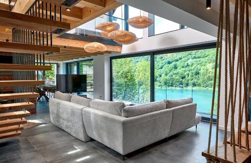 Valea Doftanei Cabin | Utopia Lake View