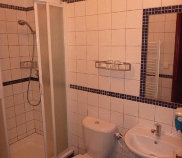Novy Saldorf-Sedlesovice House | VÁŠ SKLEP - vinný sklep a penzion