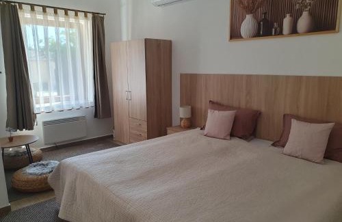 Kalocsa Apartment | Vár-Lak Vendégház
