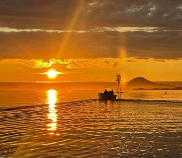 Stavang Apartment | Vár Seaside Cabin