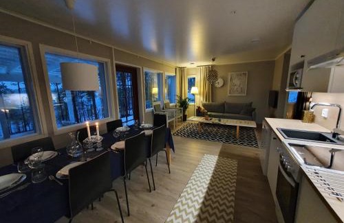 Inari House | Väre Holiday Home - lakeside relaxation point