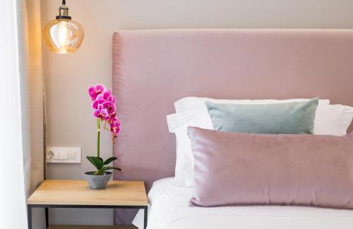 Perama Apartment | V Luxury Suites