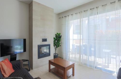 Mosqueira Villa | V4, Villa Jardins Branqueira7 near Beach, Albufeira