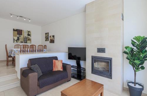 Mosqueira Villa | V4, Villa Jardins Branqueira7 near Beach, Albufeira