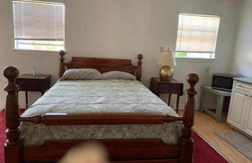 Northwest Apartment | Va beach zen studio C