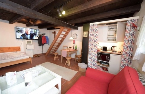 Prinzendorf an der Zaya Apartment | Vacation apartment/apartment for 5 guests with 83m² in Prinzendorf an der Zaya (125235)