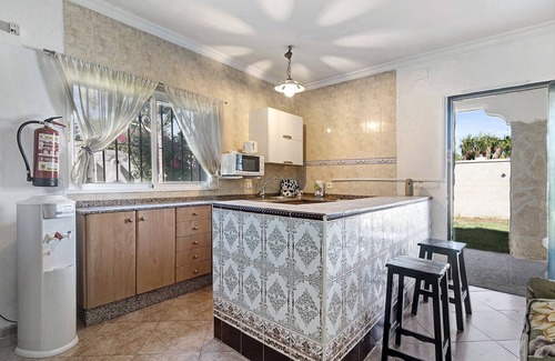 Los Franceses-la Vega House | Vacation Home 'Casa Manoli Chiclana' with Private Terrace