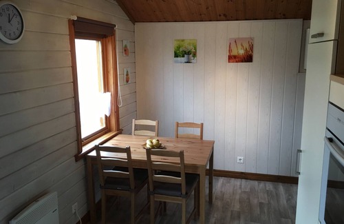 Neufeld House | Vacation at the North Sea, vacation home in Nordholz OT Spieka-Neufeld incl. beach chair