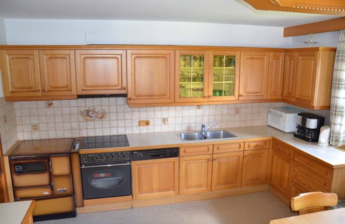 Matrei in Osttirol Apartment | Vacation apartment with balcony and view of the mountains of the Hohe Tauern National Park