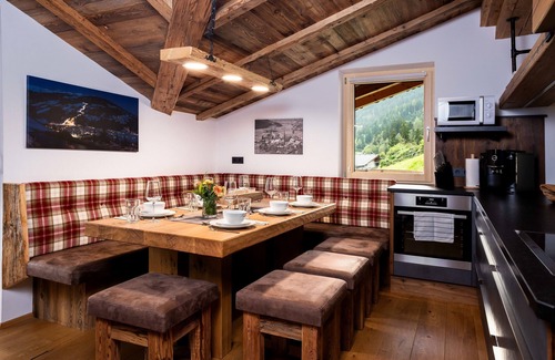 Zellbergeben Apartment | Vacation apartment/apartment for 8 guests with 130m² in Zellberg (95833)