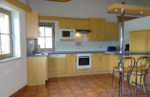 Hippach House | Vacation Home "Chalet Bergzauber" with Mountain View