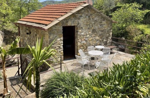 Boscomare House | Vacation home Fantasma in Pietrabruna - 4 persons, 1 bedrooms