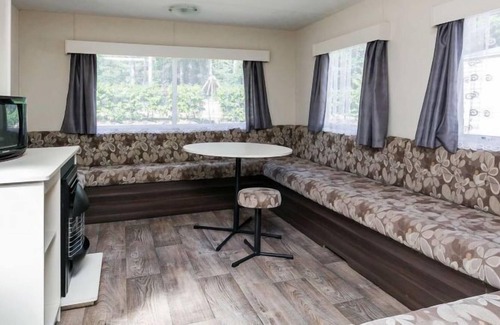 Schaarsbergen House | Vacation home Oostappen Vakantiepark Arnhem in Arnhem - 6 persons, 3 bedrooms