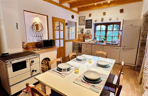 Lokut House | Vacation home with garden paradise.Family & nature-oriented living.Dogs welcome!