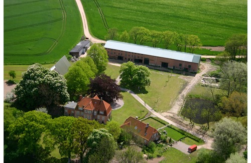 Waabs Apartment | Vacation on the manor - small cozy apartment near the Baltic Sea