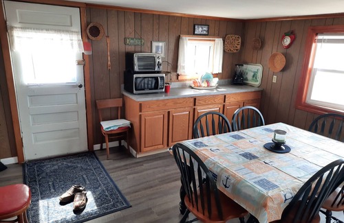 Wolcott Cottage | Vacation on the water- with access to Lake Ontario