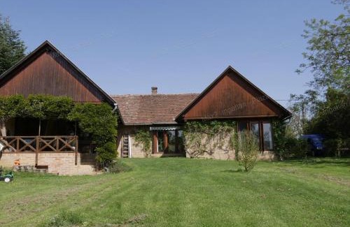 Ispank House | Vadszőlős Porta