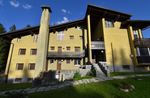 Campo Carlo Magno Apartment | Vagliana appartamento