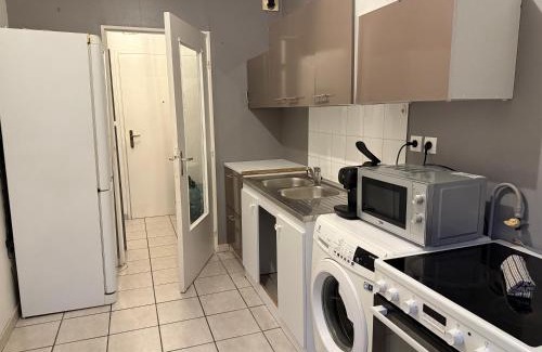 Gorge de Loup Apartment | Vaise
