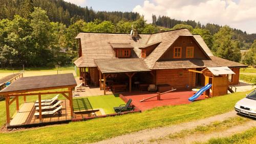 Velke Karlovice Ski Chalet | Valašský Šalet