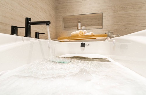 Thunder Bay Hotel | Valhalla Hotel & Conference Centre