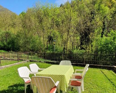 Taceno Apartment | Valley Hideaway with private garden near Como lake