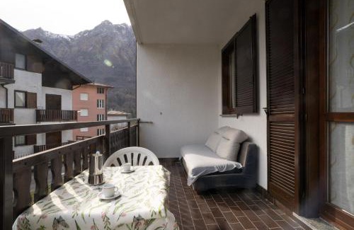 Taceno Apartment | Valley Hideaway with private garden near Como lake