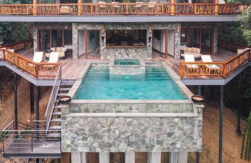 Good Living Camp Villa | Valley Stream Private Eden
