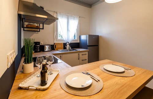 Barbati Apartment | Vallia's Seaview & Stylish Apartments by Konnect, Nisaki