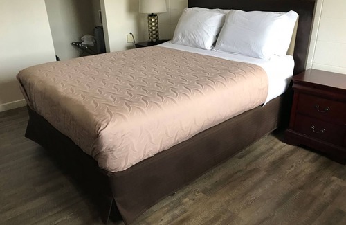 Regional District of Nanaimo Hotel | Value Lodge Economy Motel