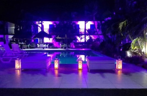 Boegoeroei Hotel | Van Gogh Inn Aruba
