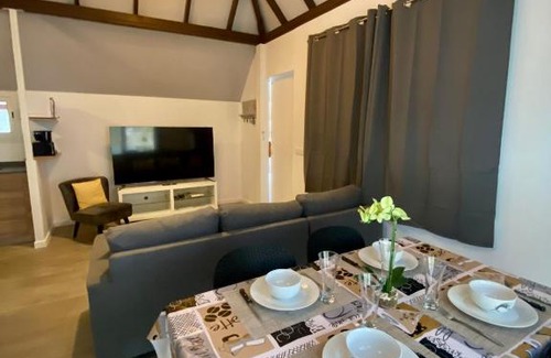 Punaauia Ski Chalet | Vanakea Beach House