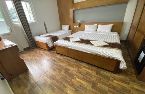 Vang Vieng Hotel | Vang Vieng Golden Lotus Hotel