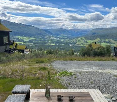 Oppdal House | Vangslia, Oppdal. Lekker leilighet med ski inn/ski ut