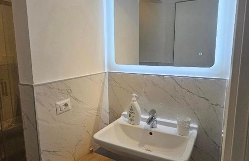 Airola House | Vanvitelli's Guest House -Affittacamere