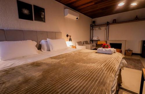 Campo Largo Hotel | Varshana Hotel